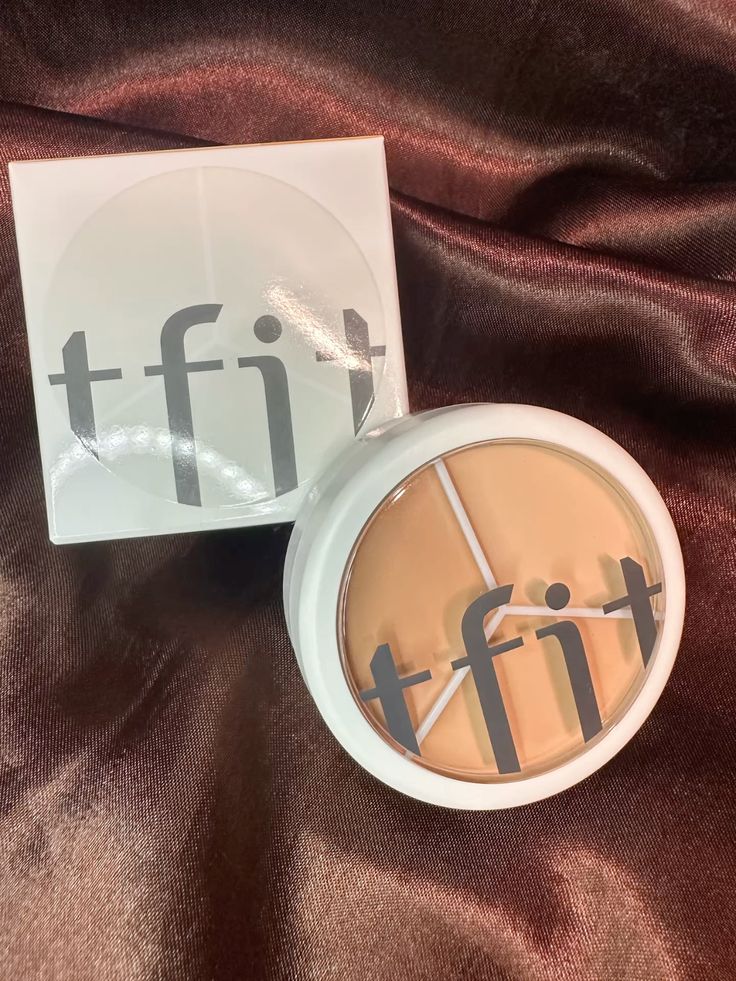 Full Cover Up Pro Concealer Palette